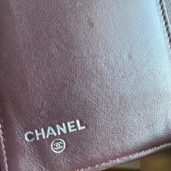 Chanel Wallet-HOLD waiting on payment - Picture 5 of 6
